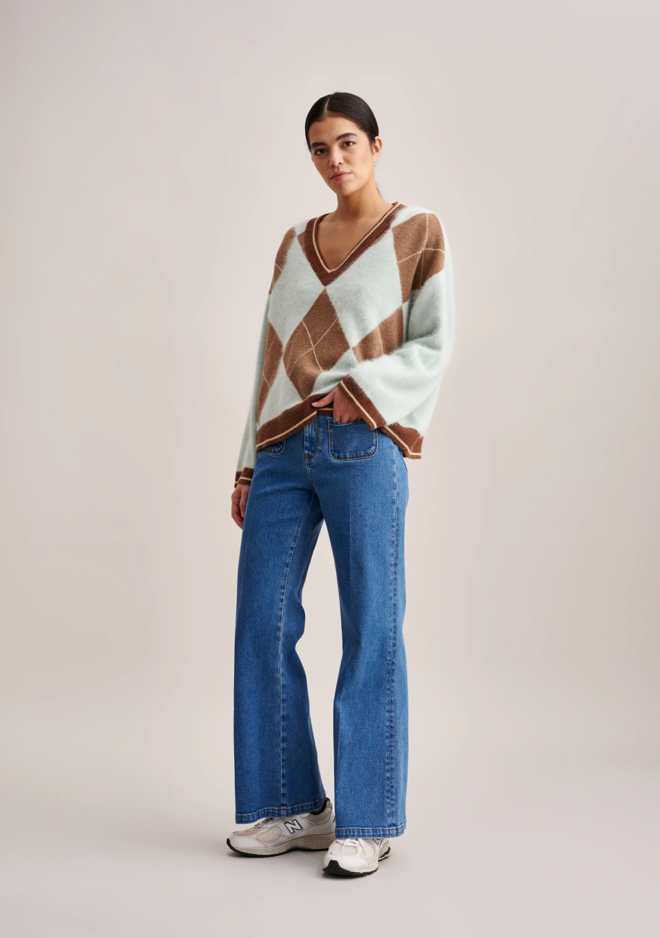BELLEROSE marca Belga de ropa de mujer con un estilo casual dinámico y conceptual