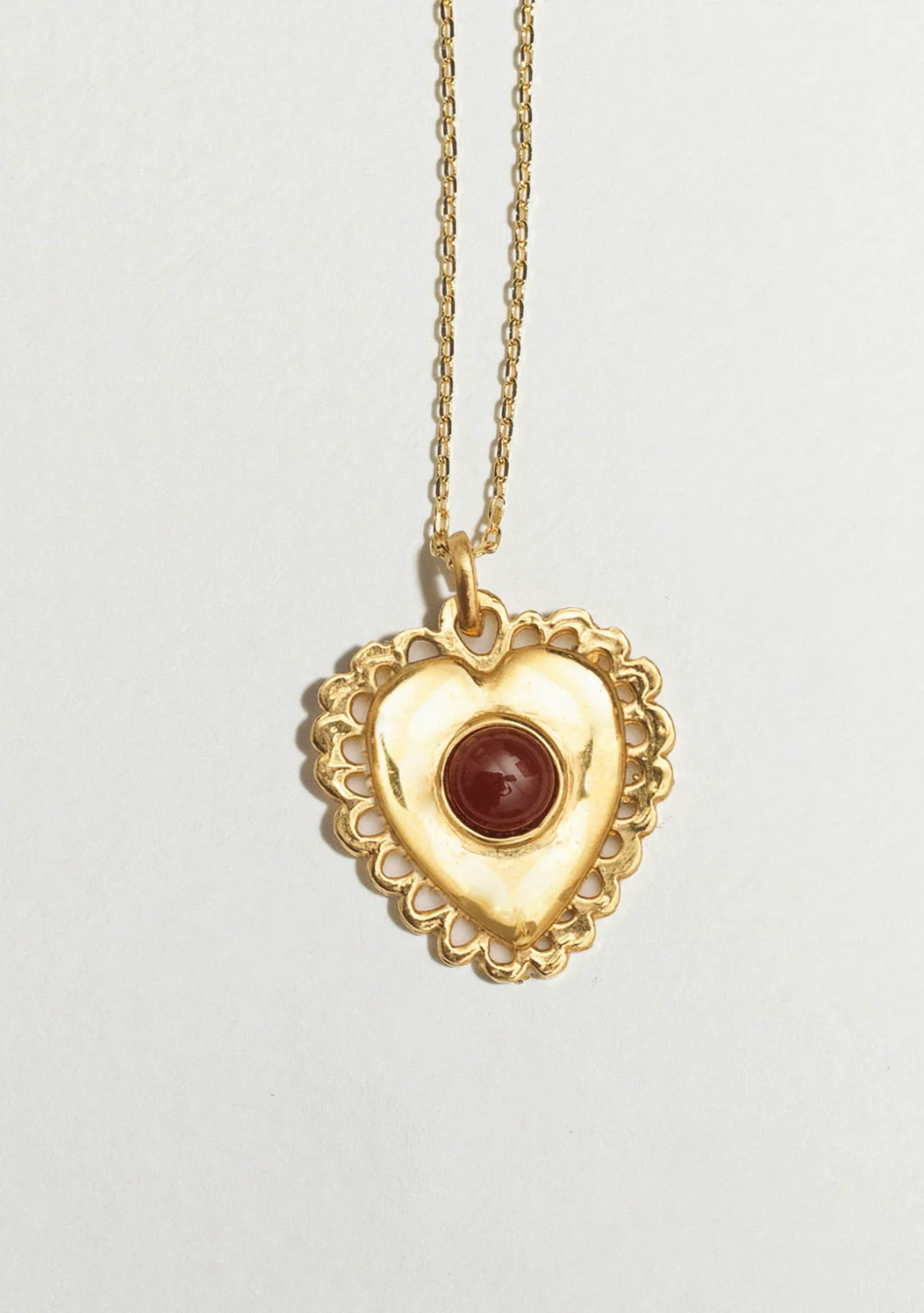 ALHAJA marca española de joyeria de estilo barroco y fresco