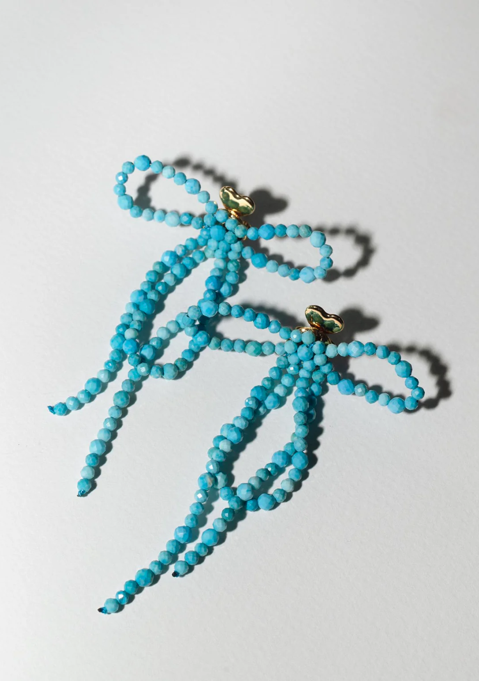 ALHAJA marca española de joyeria de estilo barroco y fresco