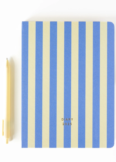 A JOURNAL Marca de papelería con diseños únicos, diferentes y muy coloridos