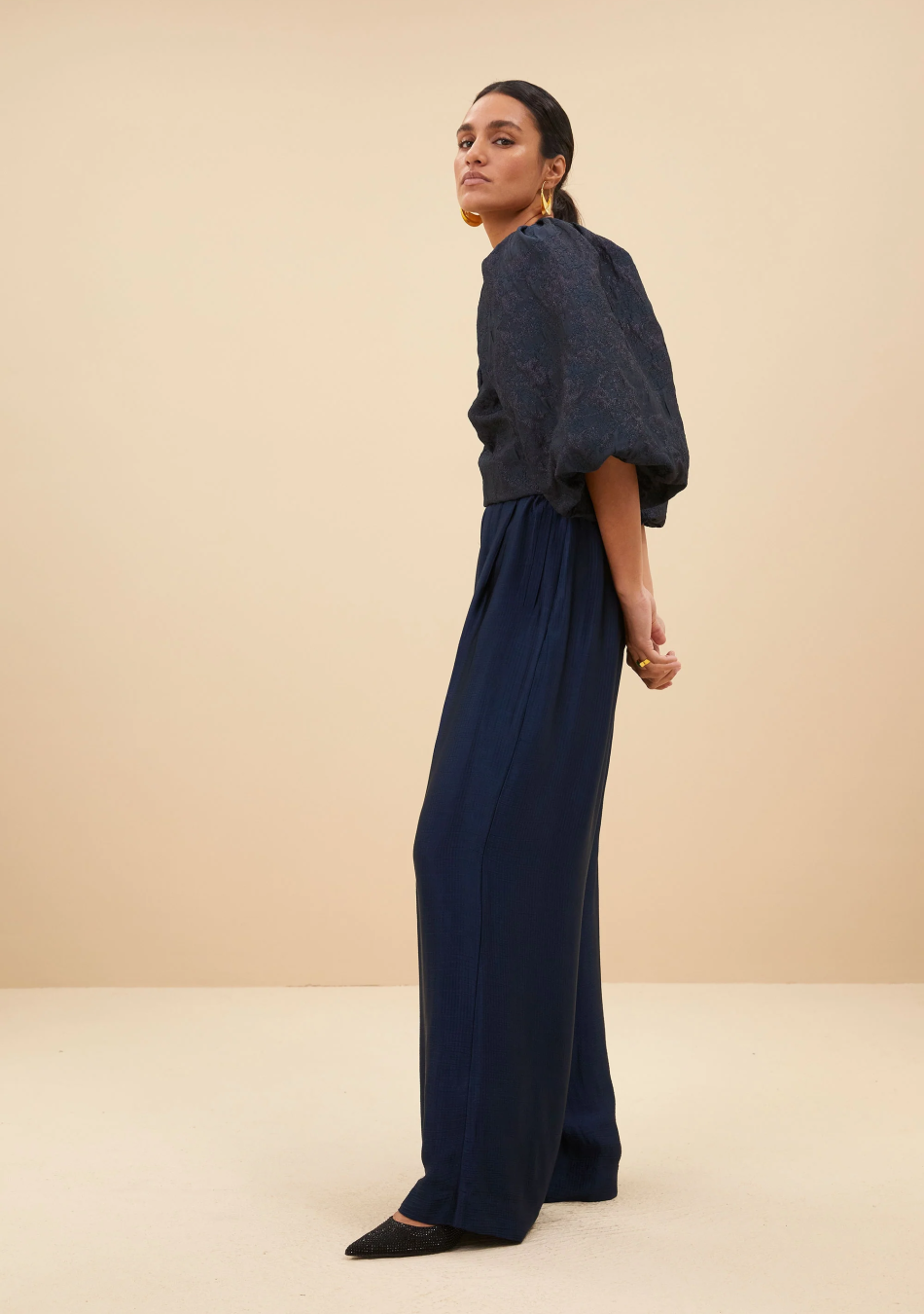 By Bar marca de estilo nórdico para una mujer dinámica y muy femenina