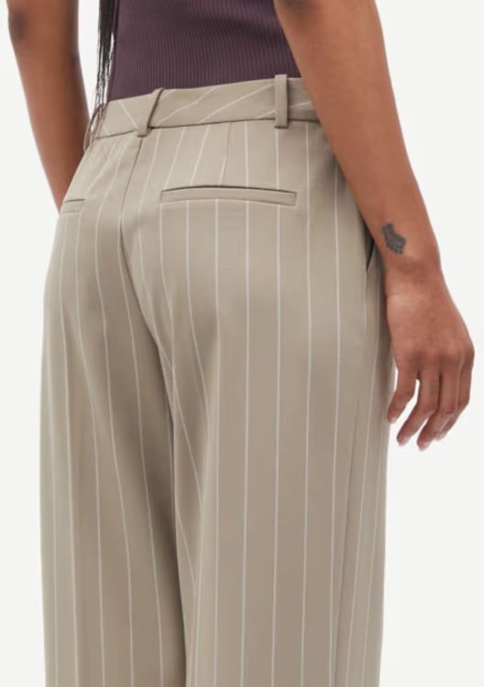 SAMSOE&SAMSOE marca nórdica de ropa de mujer con un estilo vanguardista y casual
