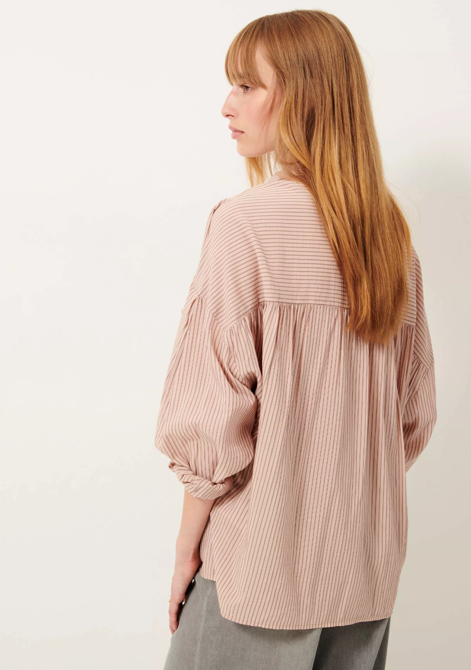 SESSÚN marca francesa de ropa de mujer con un estilo casual, femenino y minimal