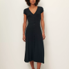 SESSÚN marca francesa de ropa de mujer con un estilo casual, femenino y minimal
