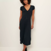 SESSÚN marca francesa de ropa de mujer con un estilo casual, femenino y minimal
