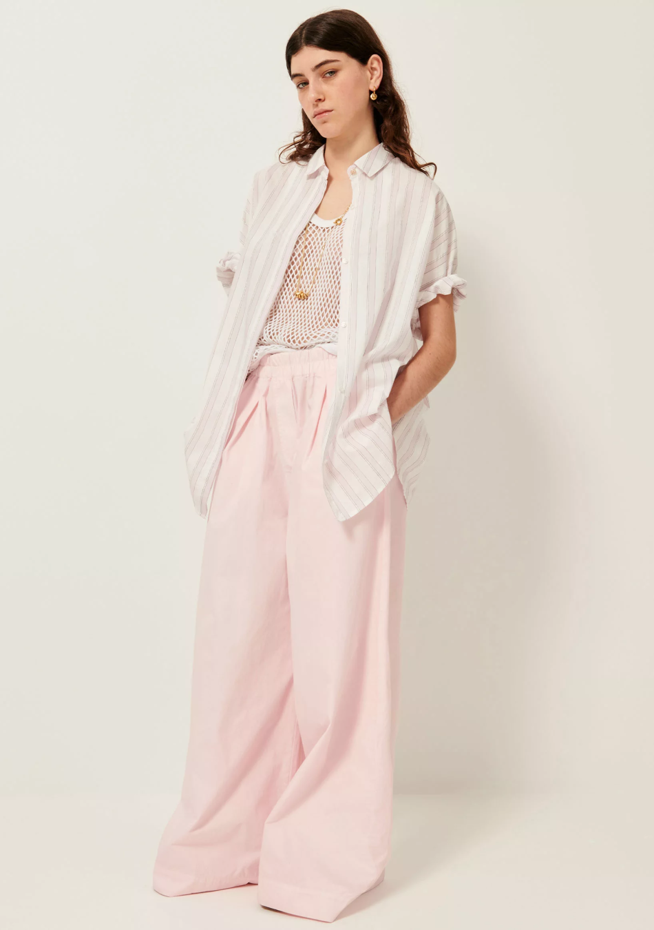 SESSÚN marca francesa de ropa de mujer con un estilo casual, femenino y minimal