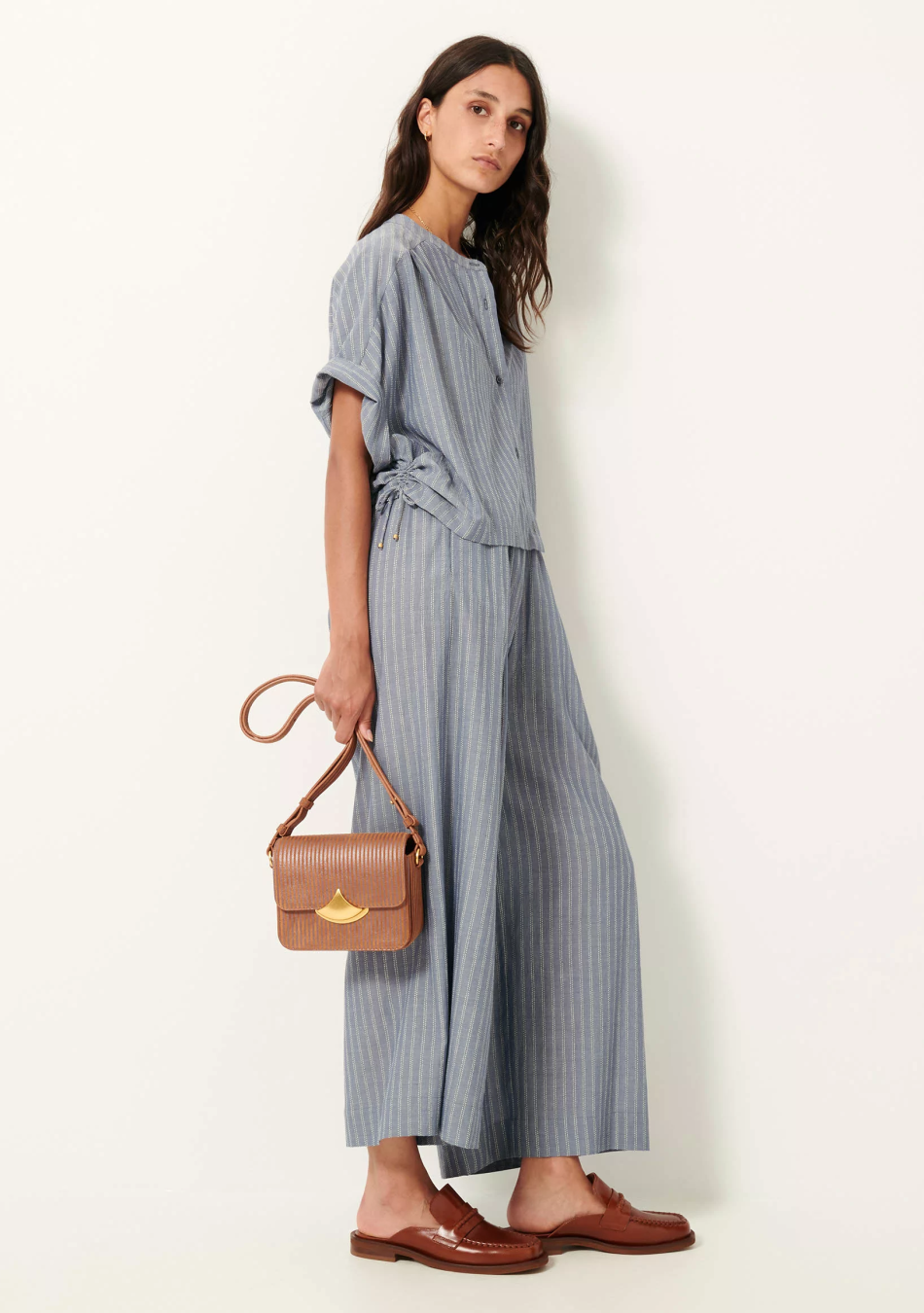 SESSÚN marca francesa de ropa de mujer con un estilo casual, femenino y minimal