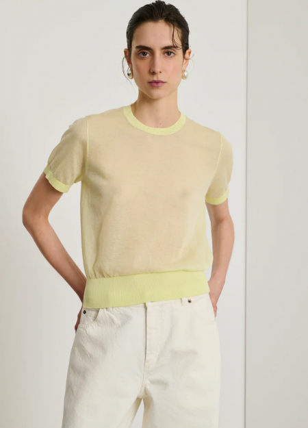 SOEUR marca francesa de ropa de mujer con un estilo casual y femenino.