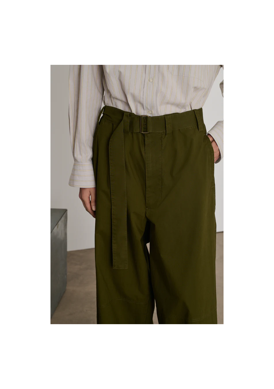 SOEUR marca francesa de ropa de mujer con un estilo casual y femenino.