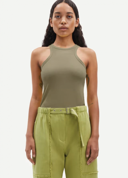 SAMSOE&SAMSOE marca nórdica de ropa de mujer con un estilo vanguardista y casual