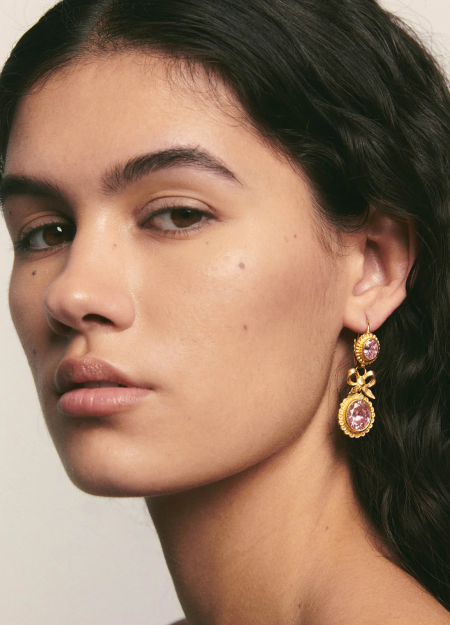 ALHAJA marca española de joyeria de estilo barroco y fresco