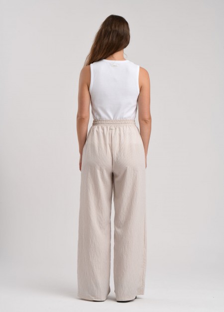 HUMILITY marca francesa de ropa de mujer con un estilo atemporal y casual. 2