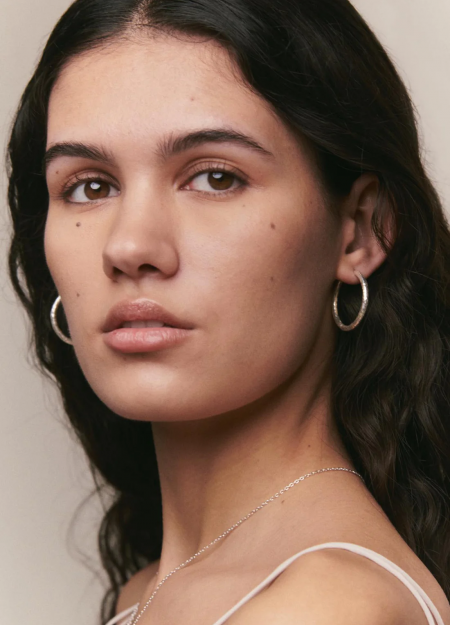 ALHAJA marca española de joyeria de estilo barroco y fresco