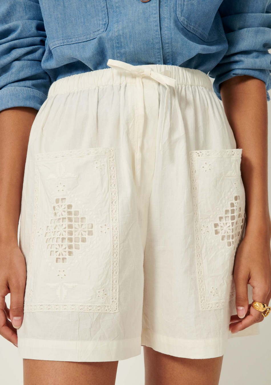 SESSÚN marca francesa de ropa de mujer con un estilo casual, femenino y minimal