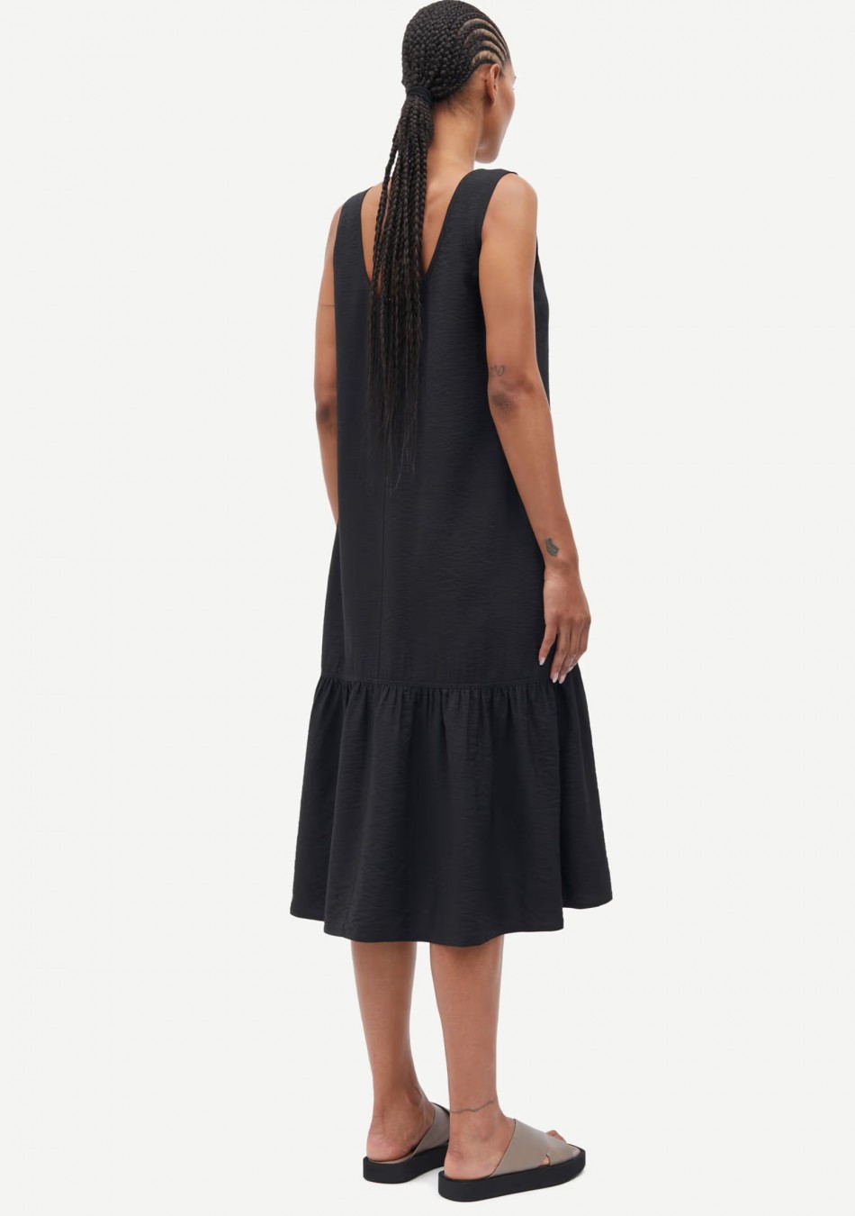 SAMSOE&SAMSOE marca nórdica de ropa de mujer con un estilo vanguardista y casual