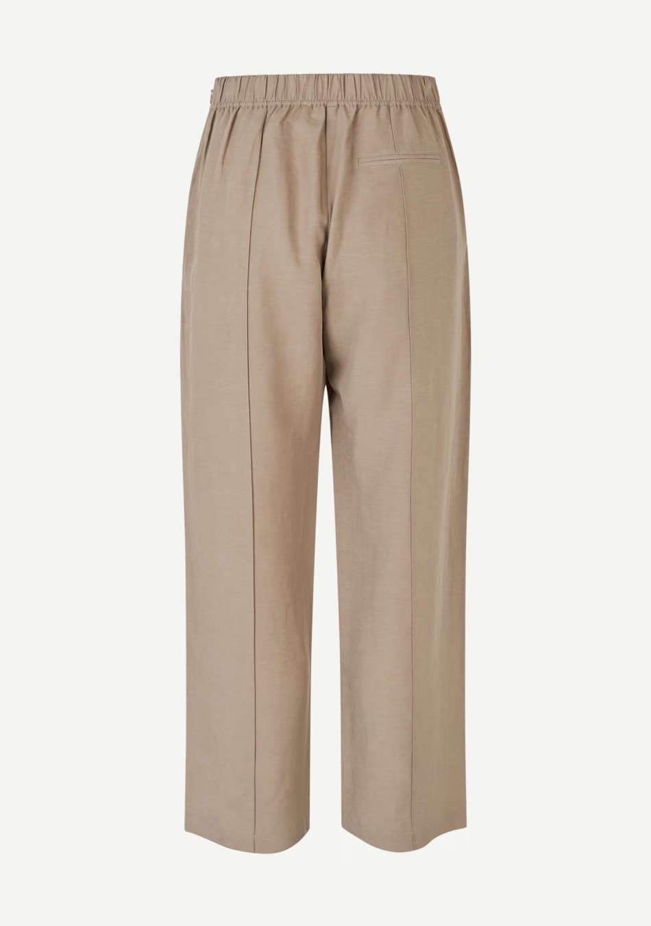 SAMSOE&SAMSOE marca nórdica de ropa de mujer con un estilo vanguardista y casual