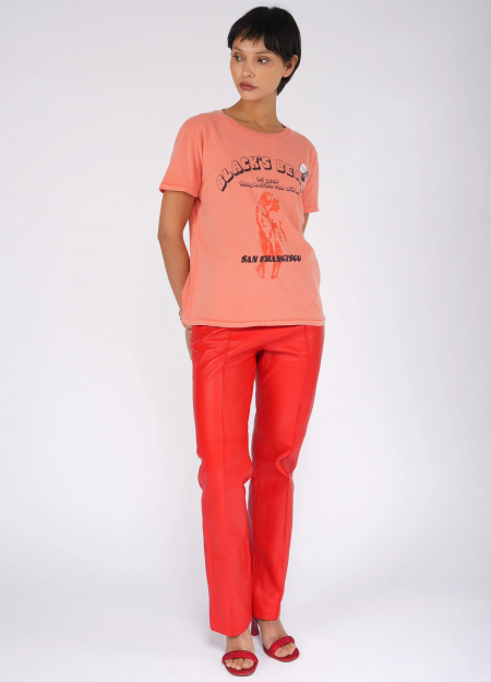 NEWTONE marca francesa de camisetas y sudaderas de estilo  casual con estampados muy gamberros
