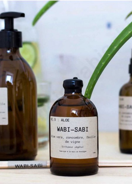 WABI SABI es una marca de velas naturales y fragancias para el hogar hechas a mano