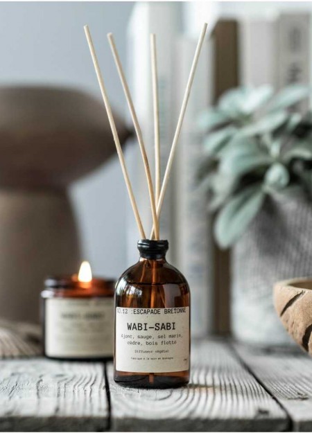 WABI SABI es una marca de velas naturales y fragancias para el hogar hechas a mano