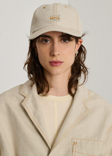 SOEUR marca francesa de ropa de mujer con un estilo casual y femenino.