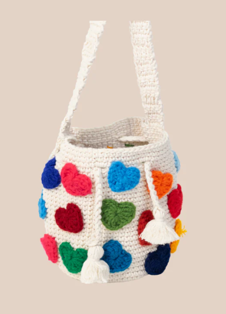MAISON BADIGO es una marca francesa inspirada en américa del sur con valores artesanales y un estilo colorido