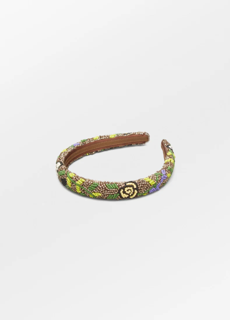 BECKSÖNDERGAARD marca escandinava de accesorios con diseños asequibles, elegantes y atemporales. Color en sus estampados manuale