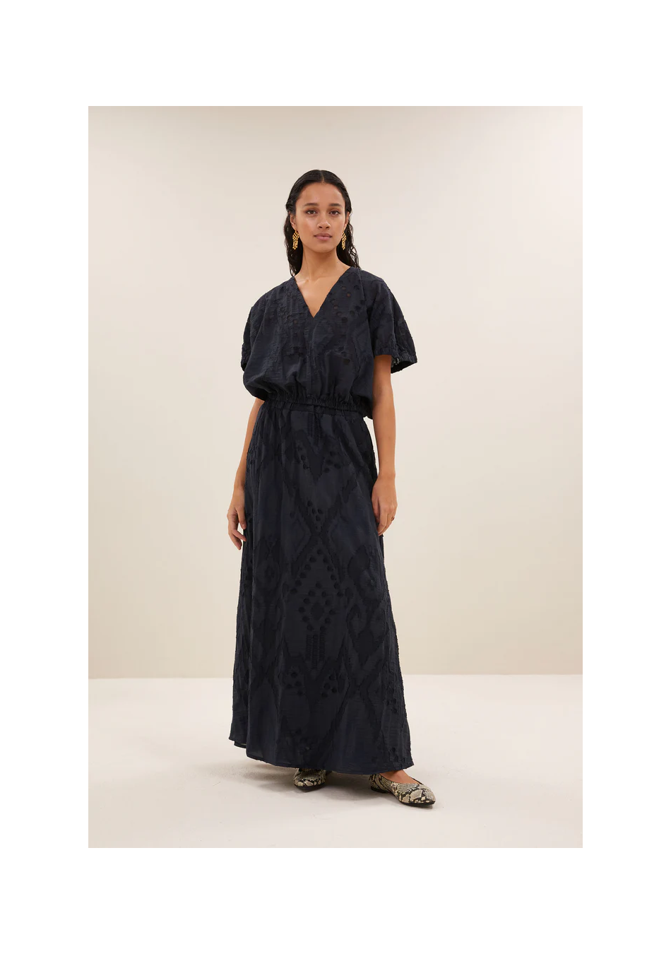 By Bar marca de estilo nórdico para una mujer dinámica y muy femenina