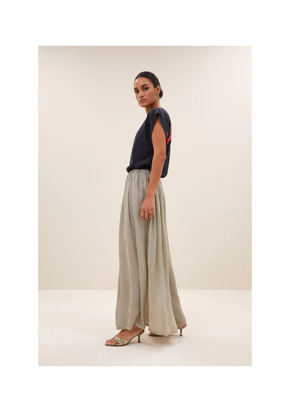 By Bar marca de estilo nórdico para una mujer dinámica y muy femenina