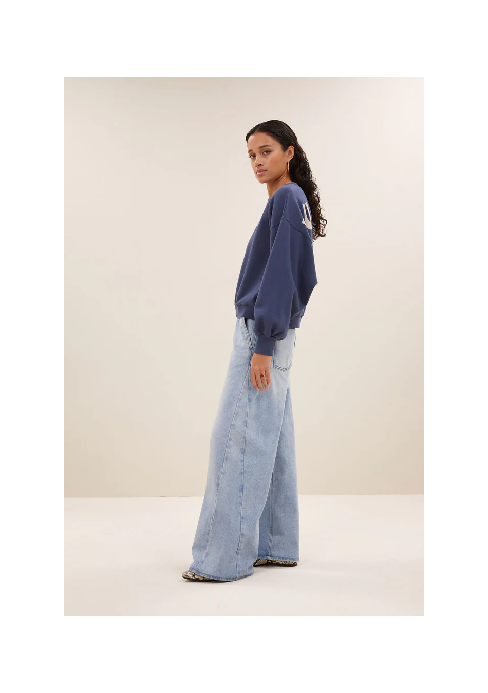 By Bar marca de estilo nórdico para una mujer dinámica y muy femenina