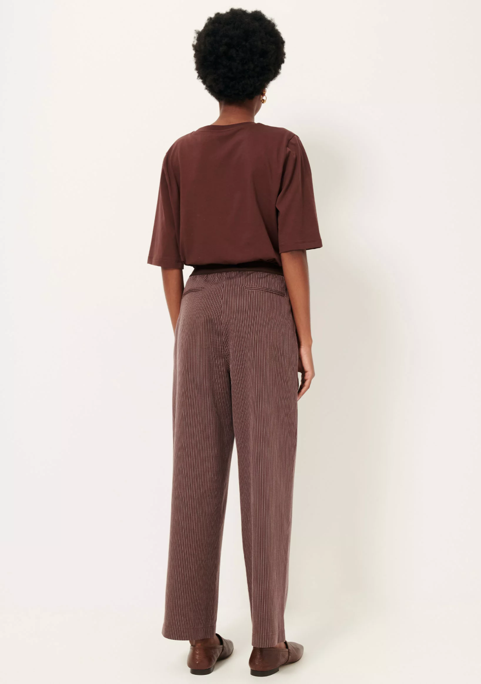 SESSÚN marca francesa de ropa de mujer con un estilo casual, femenino y minimal