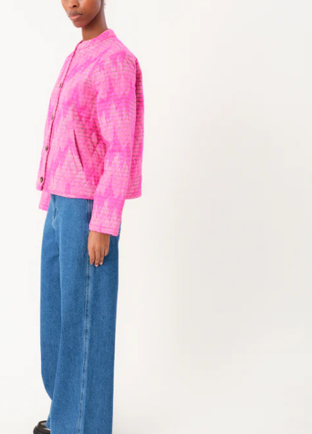 LOLLYS LAUNDRY es una marca de Copenhague de prendas diseñadas para adaptarse a ti, con colores y detalles únicos 2