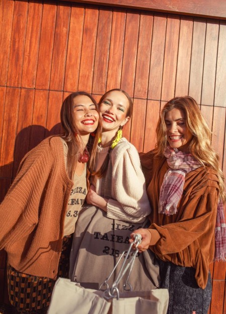 SISTER DEPARTMENT marca de camisetas y sudaderas en algodón orgánico hecho en Portugal con estampados