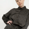 THE TINY BIG SISTER es una marca de moda caracterizada por su elegancia y diversión