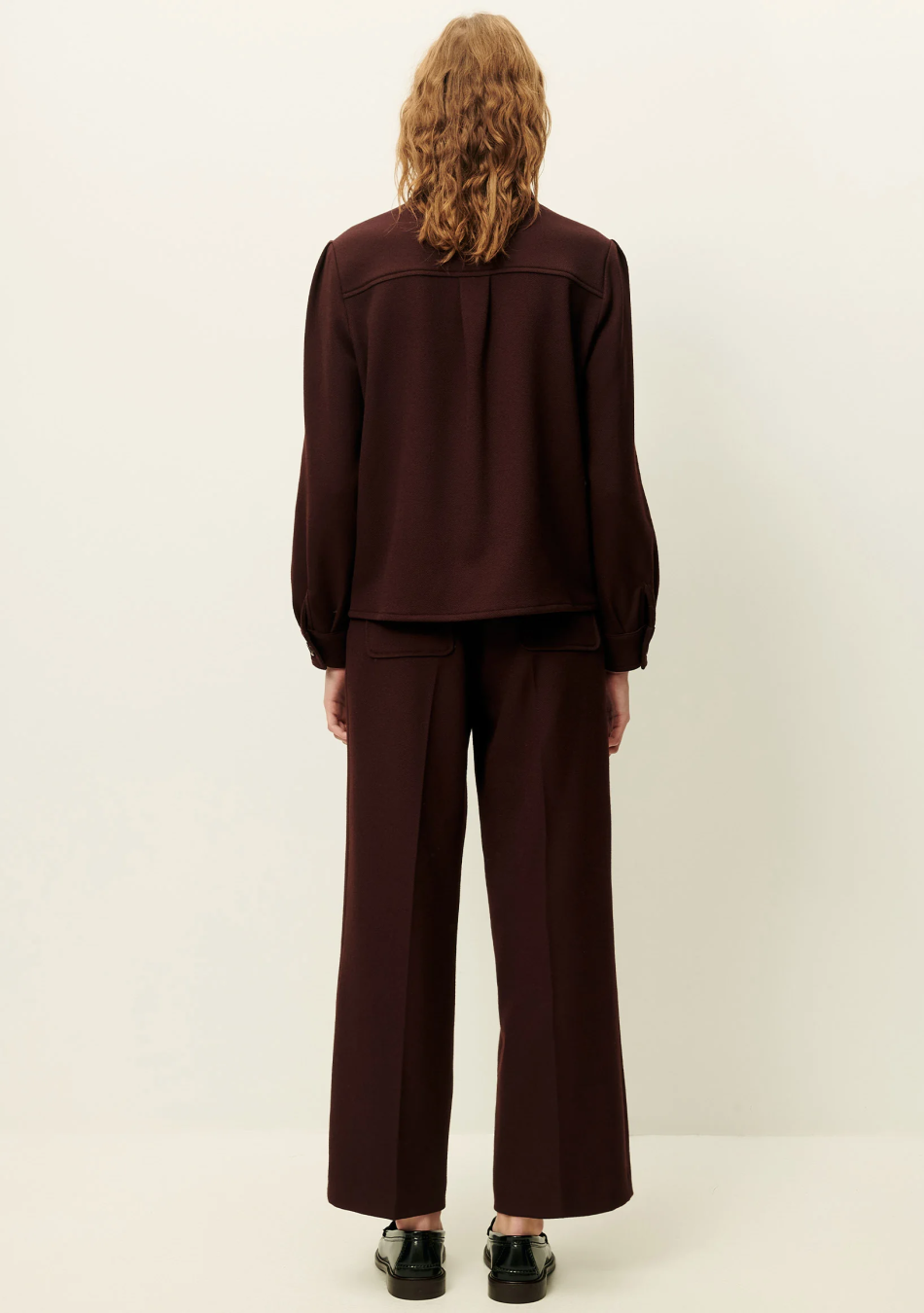 SESSÚN marca francesa de ropa de mujer con un estilo casual, femenino y minimal