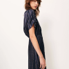SESSÚN marca francesa de ropa de mujer con un estilo casual, femenino y minimal