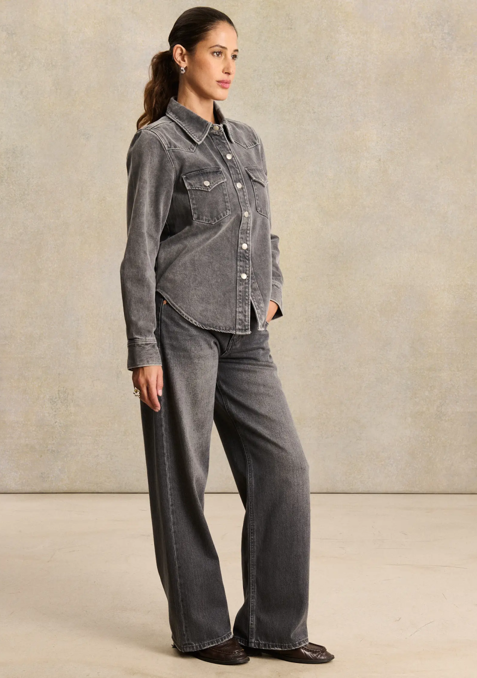 LABDIP marca francesa de ropa de mujer especializada en el denim de calidad y básico