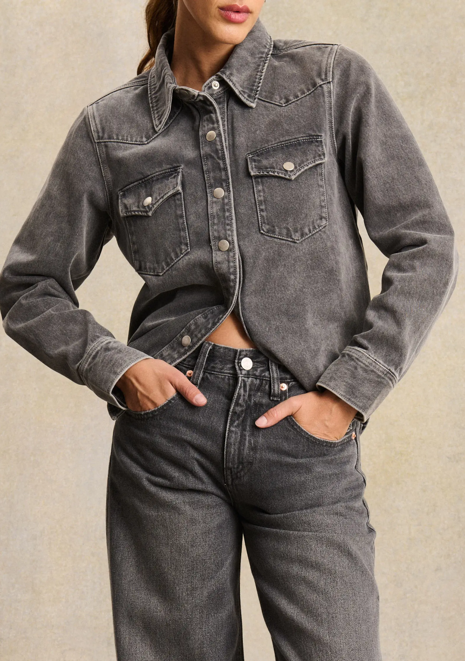LABDIP marca francesa de ropa de mujer especializada en el denim de calidad y básico