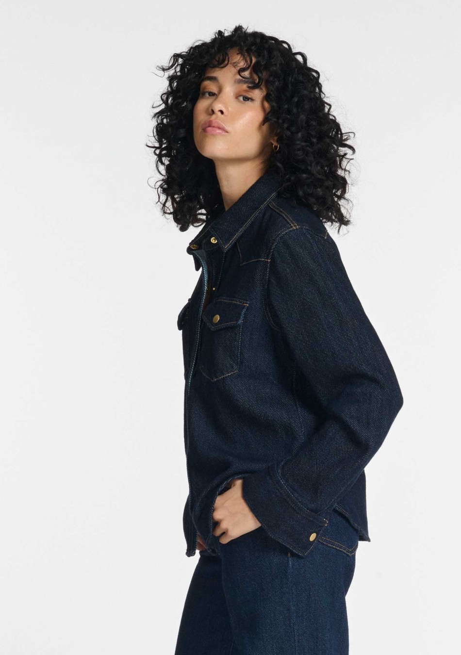 LABDIP marca francesa de ropa de mujer especializada en el denim de calidad y básico