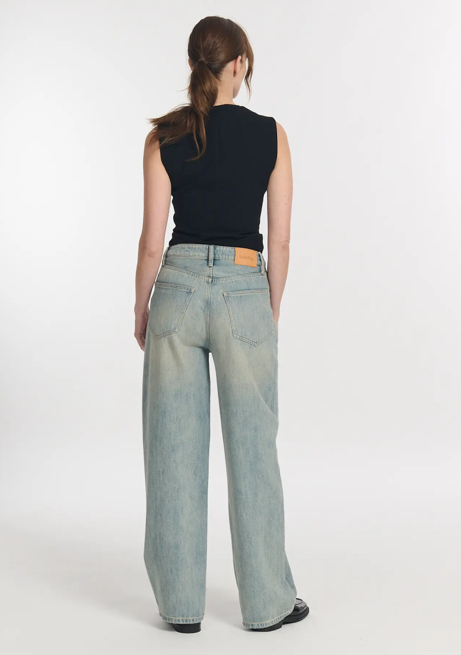 LABDIP marca francesa de ropa de mujer de estilo clásico y básico