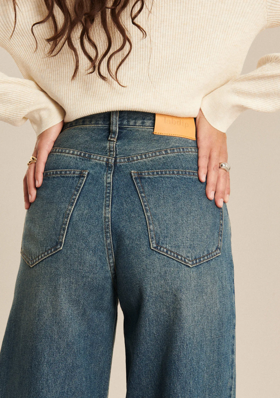 LABDIP marca francesa de ropa de mujer de estilo clásico y básico