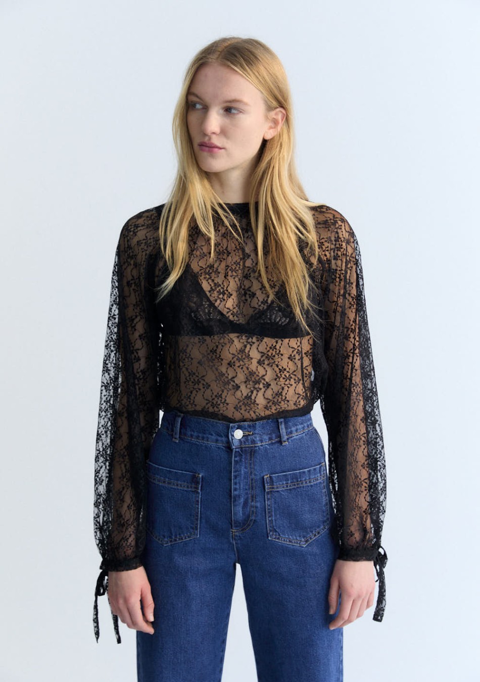 THE NEW SOCIETY marca española de ropa de mujer con un estilo nórdico y vanguardista