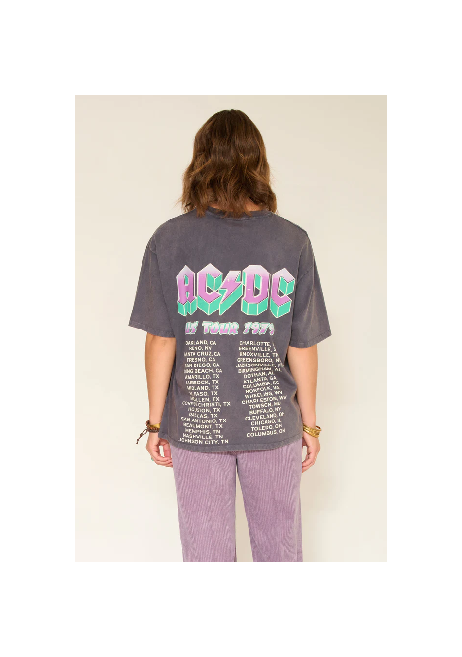 MKT marca francesa de ropa de mujer con un estilo muy rockero y casual