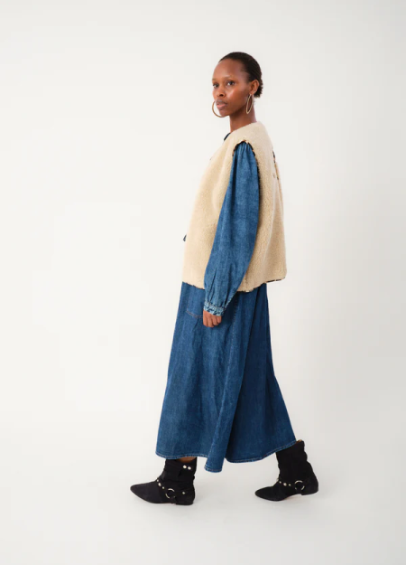 LOLLYS LAUNDRY es una marca de Copenhague de prendas diseñadas para adaptarse a ti, con colores y detalles únicos 2
