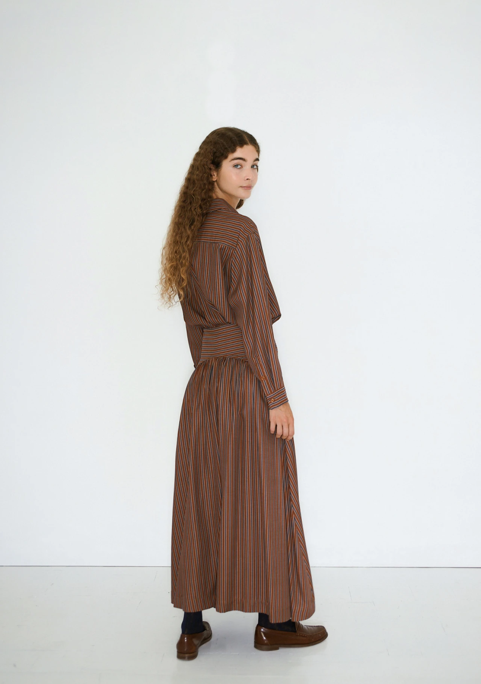 THE TINY BIG SISTER marca Española de ropa de mujer con un estilo conceptual y casual