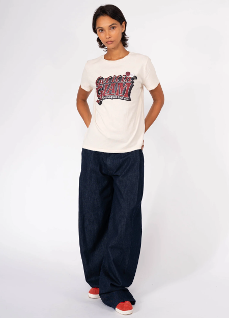 NEWTONE marca francesa de camisetas y sudaderas de estilo  casual con estampados muy gamberros
