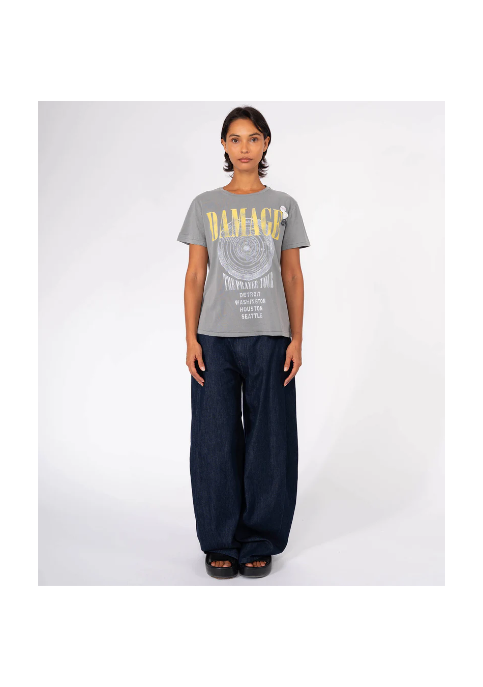 NEWTONE marca francesa de camisetas y sudaderas de estilo  casual con estampados muy gamberros