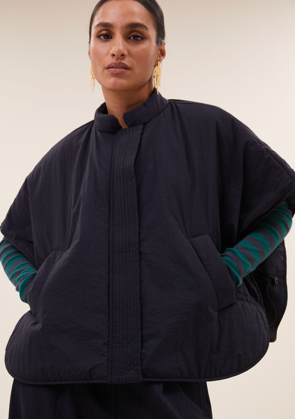 BY BAR marca nórdica de ropa de mujer con un estilo conceptual y casual
