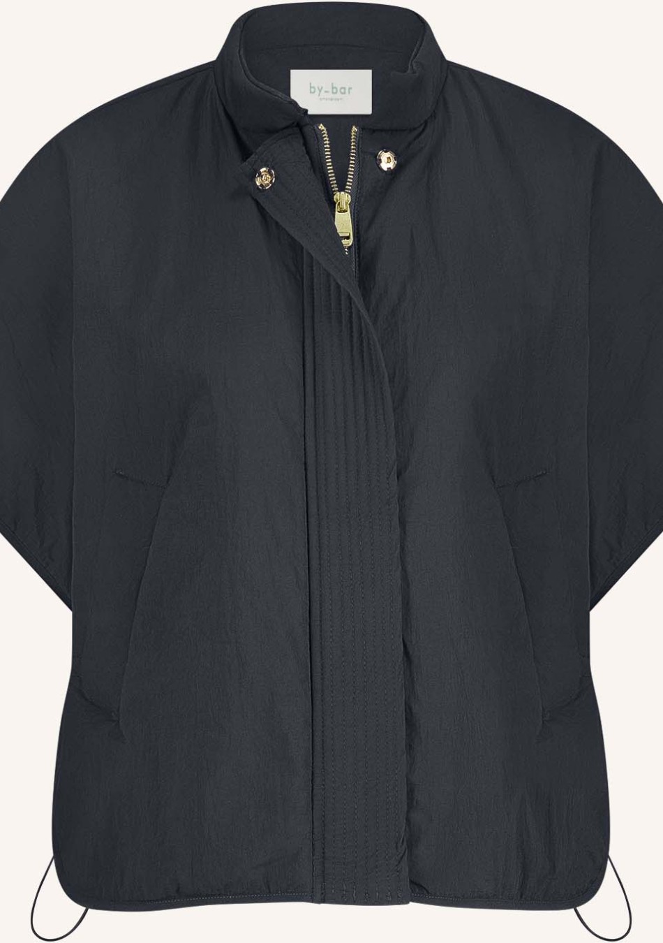 BY BAR marca nórdica de ropa de mujer con un estilo conceptual y casual