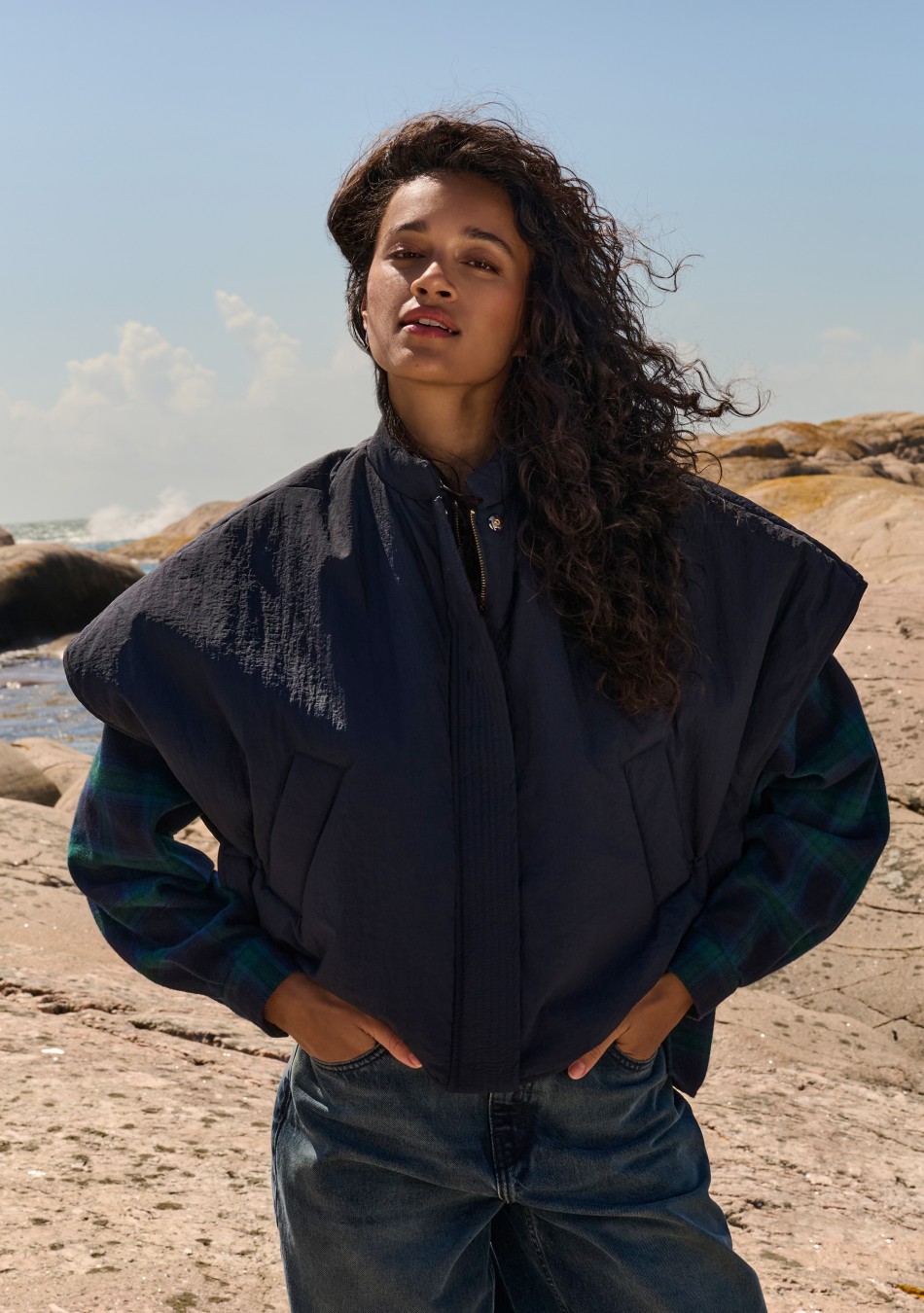 BY BAR marca nórdica de ropa de mujer con un estilo conceptual y casual