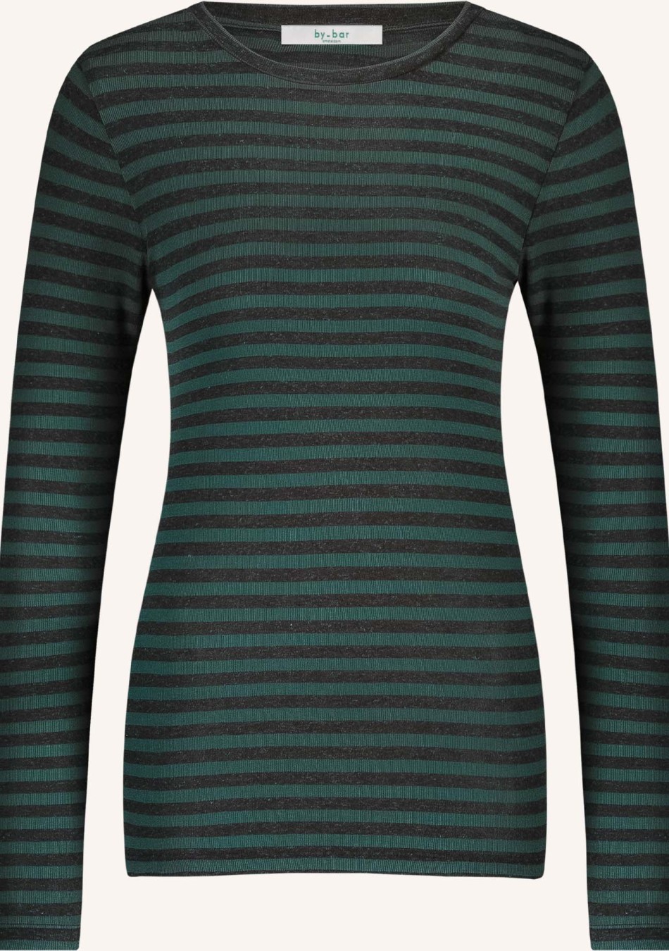 BY BAR marca nórdica de ropa de mujer con un estilo conceptual y casual